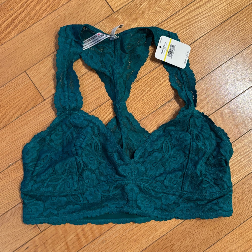 NWT Free People Galloon Lace Racerback Bralette